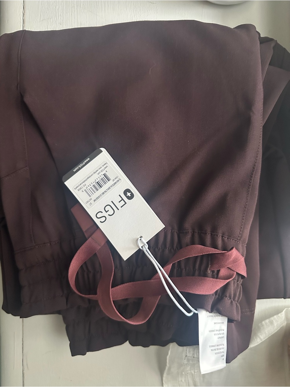 Figs Women’s Espresso Wide-Leg Scrub Pants